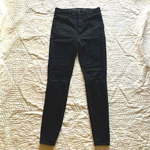 American Eagle Black super “hi-rise” skinny jeggings 10 Long